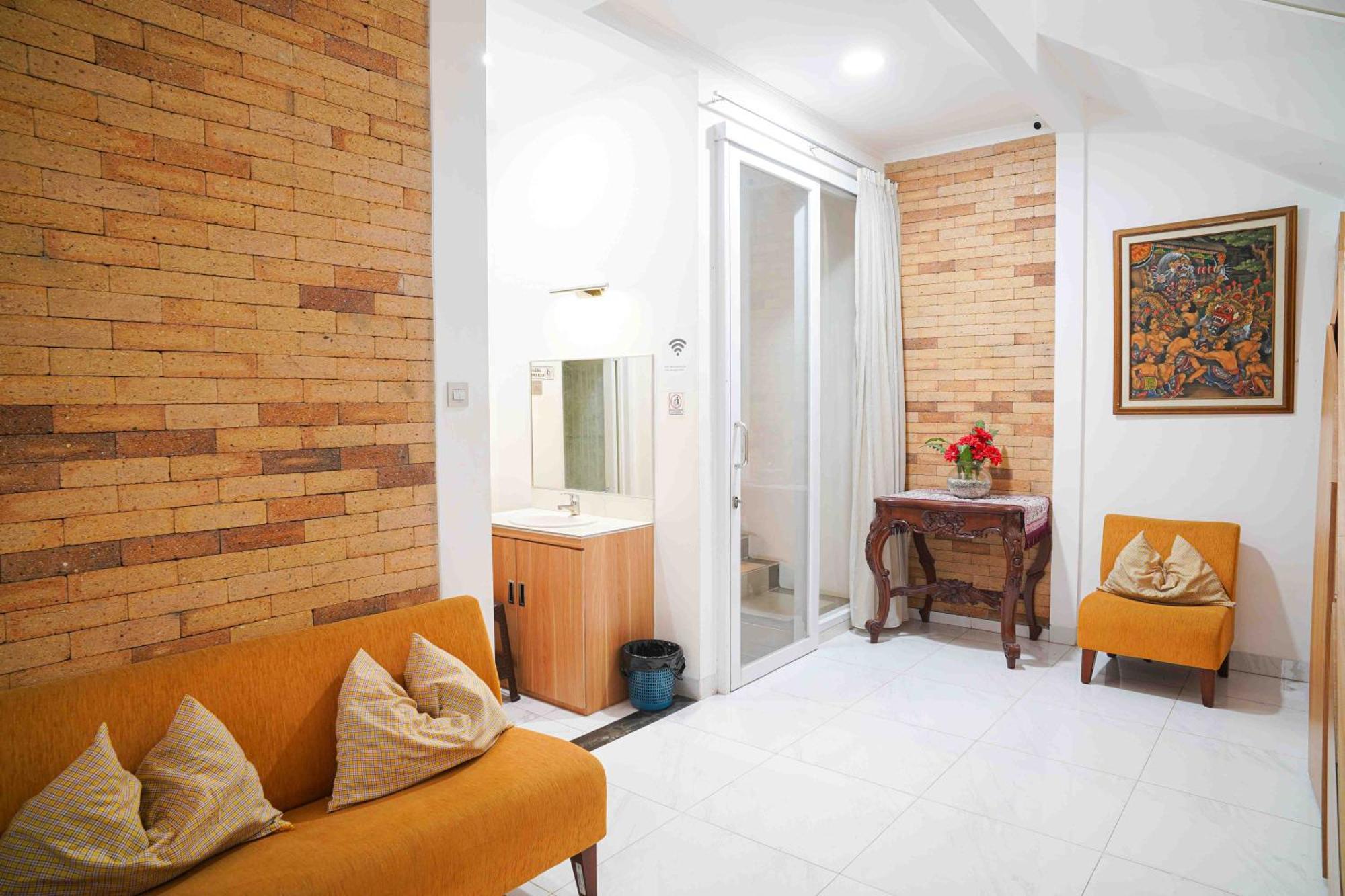 Schones Haus Private Pool & Netflix By Grorental Bandung Exteriör bild